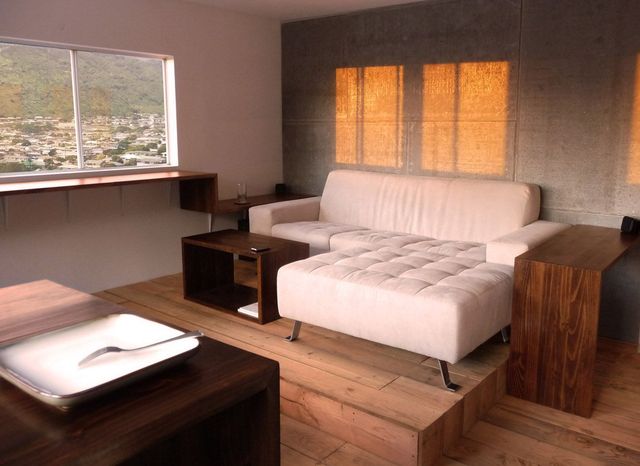 01 Couch facing views