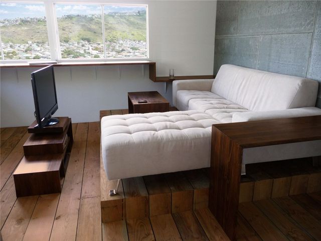05 Raised platform