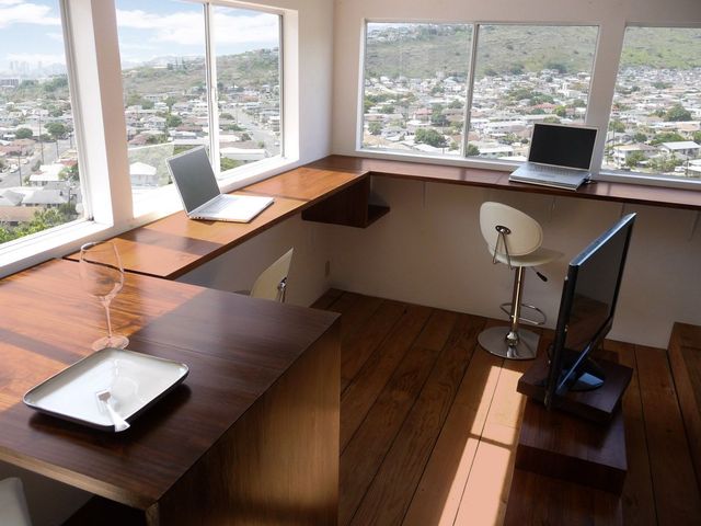 06 Work area