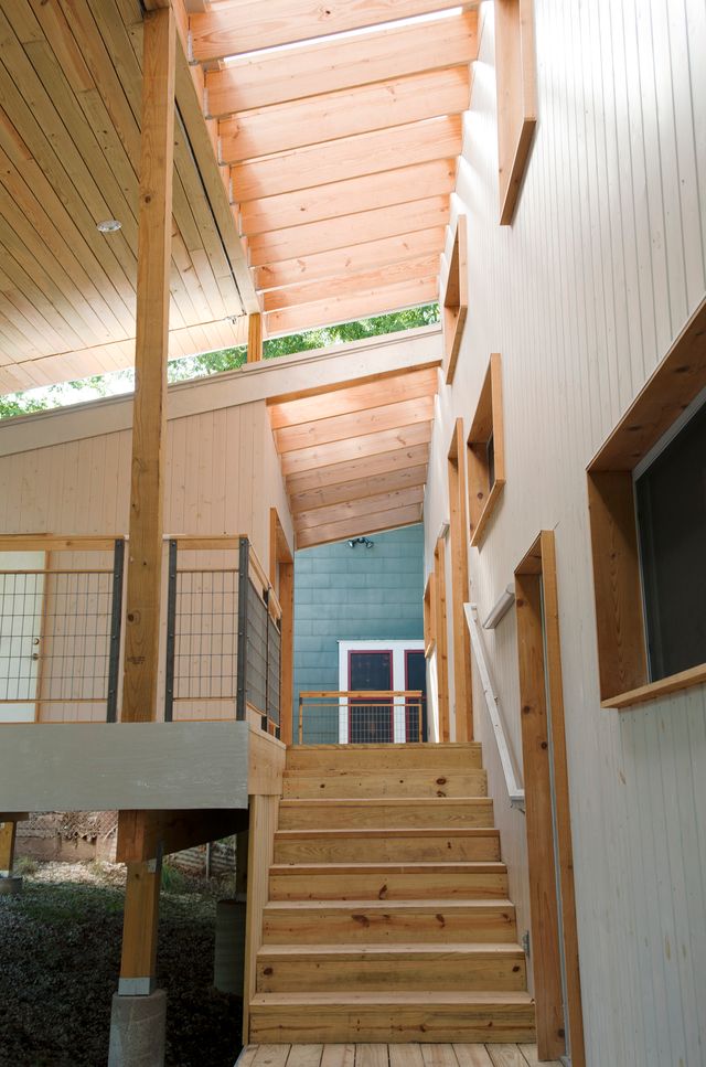 02 Entrance