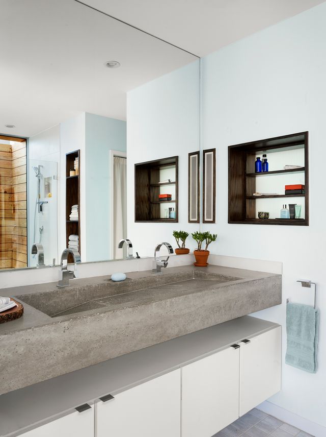 10 Bathroom