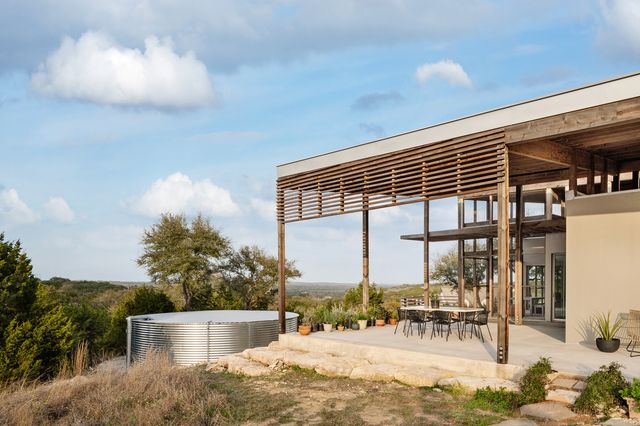 12 Water reservoir