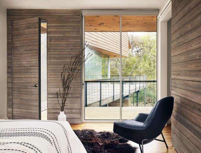 08 Bedroom