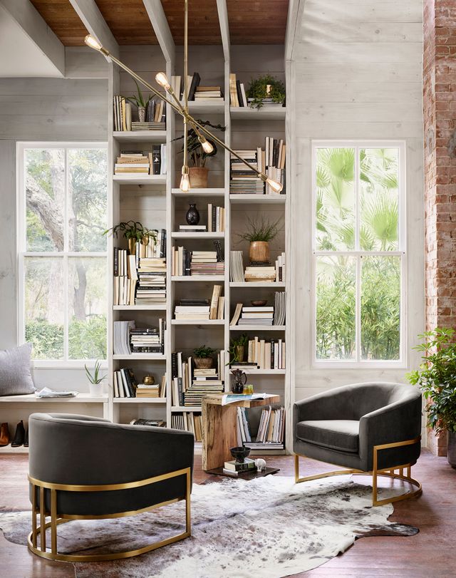 08 Bookshelf