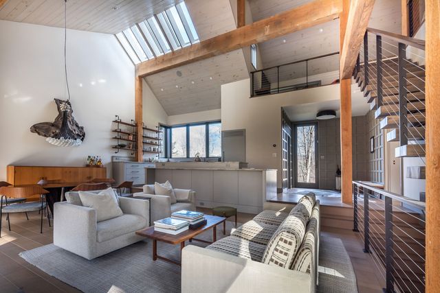 03 Living room