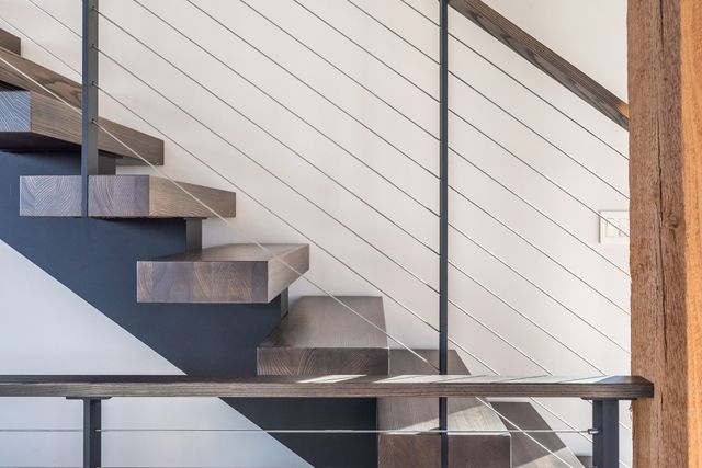 13 Stairs detail