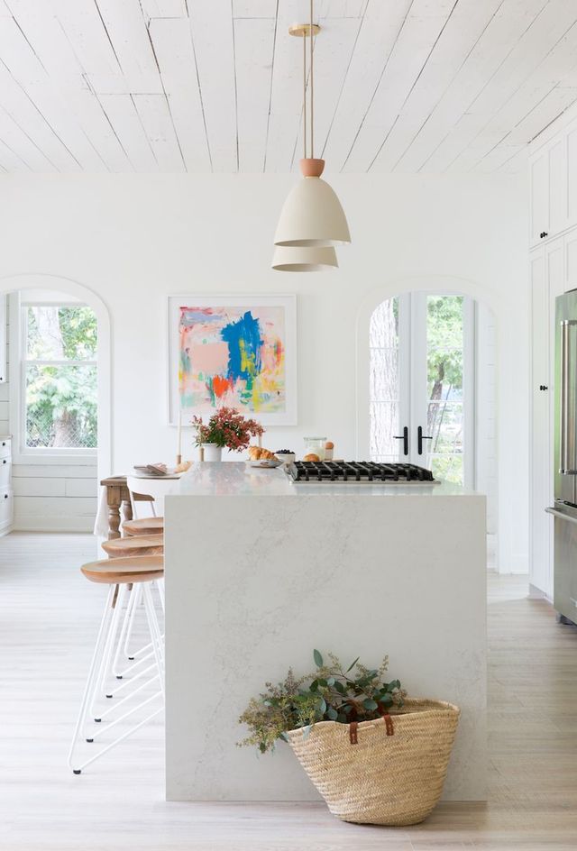 18 Kitchen