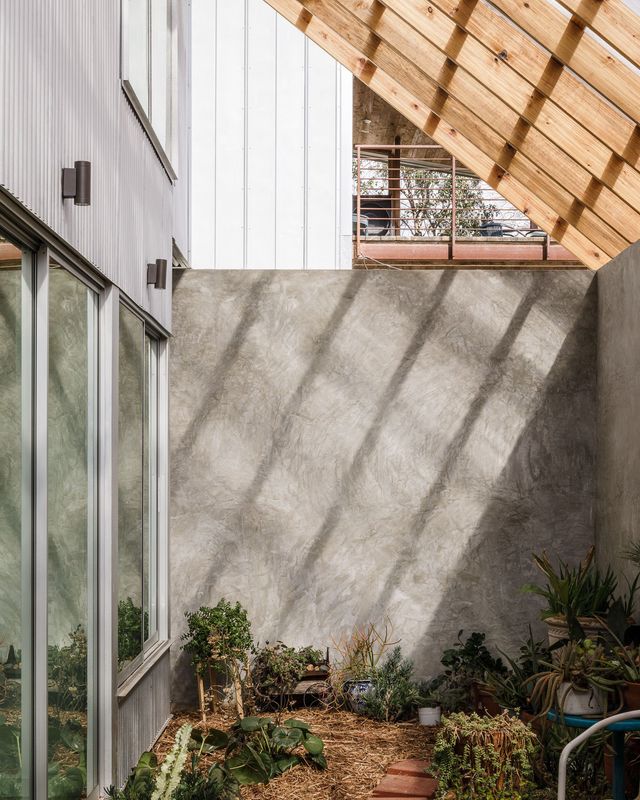 04 Garden room