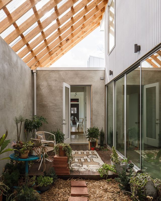 05 Garden room