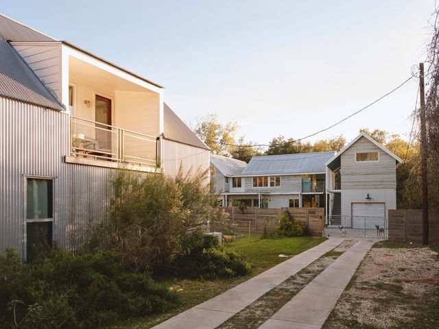 02 Exterior
